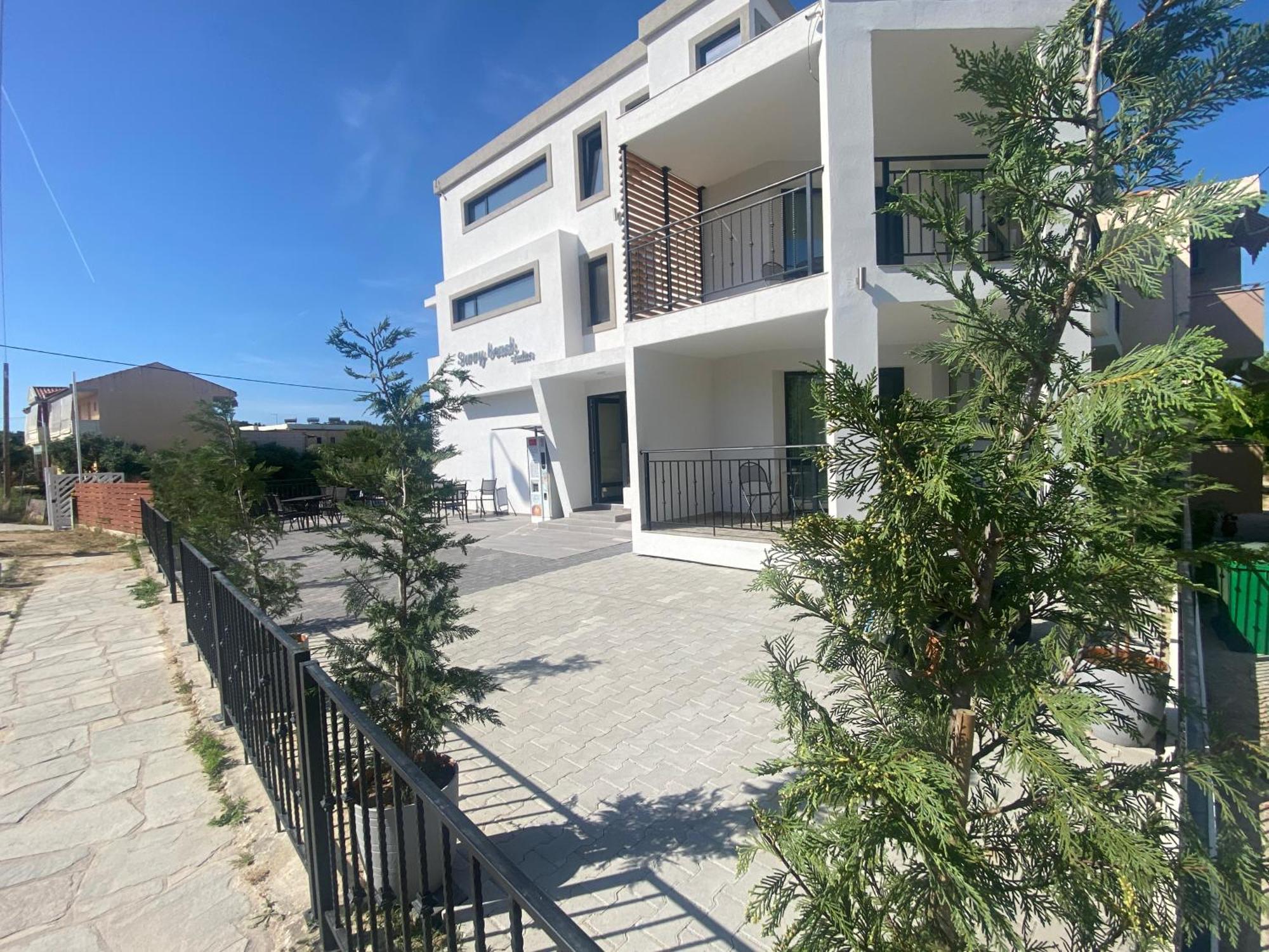 Opalium Beach Front Suites 波托什 外观 照片