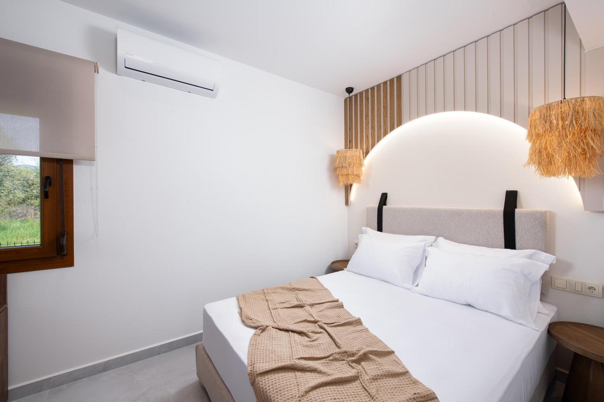Opalium Beach Front Suites 波托什 外观 照片