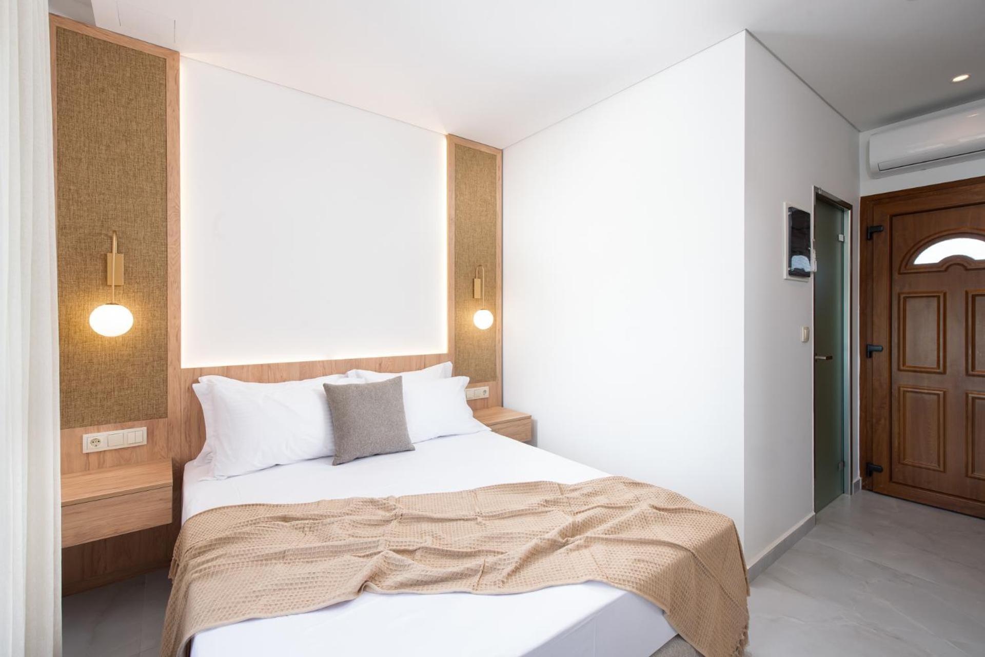 Opalium Beach Front Suites 波托什 外观 照片